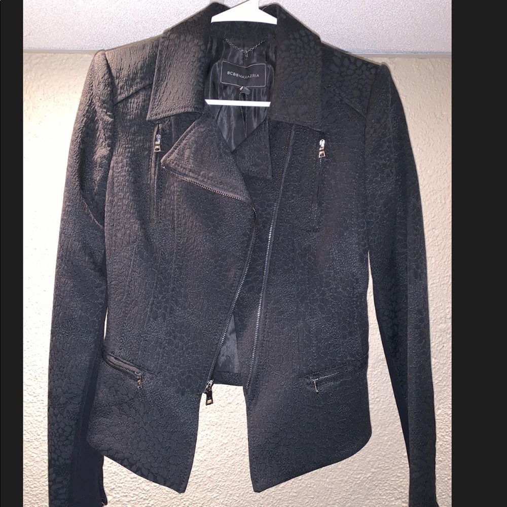 BCBGMaxAzria Blazer size Small NWT